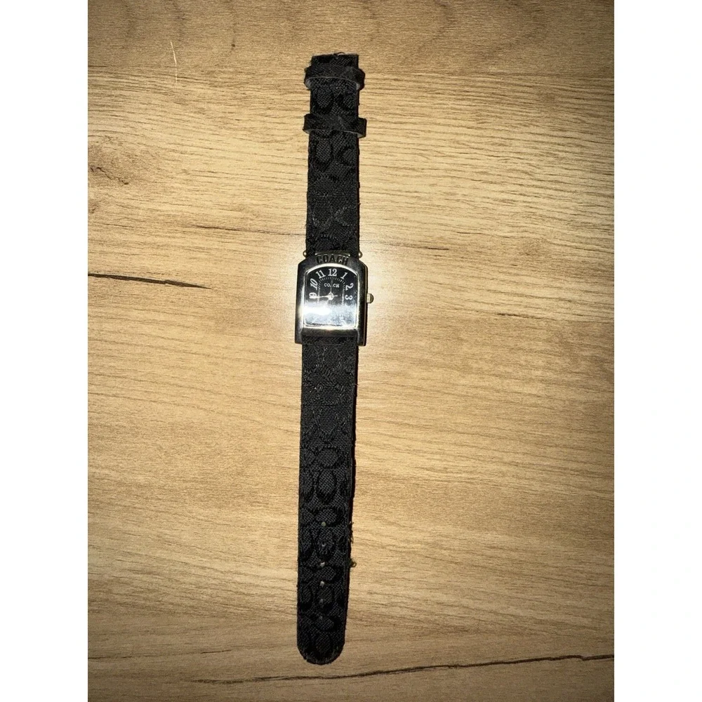 Vintage Black Coach Buckle Watch‎ All Original Working Signature Strap READ